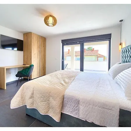 Chiara Comfortable Villa