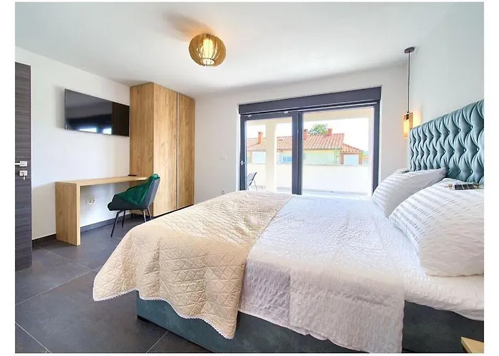 Chiara Comfortable Villa