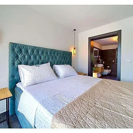 Chiara Comfortable Villa